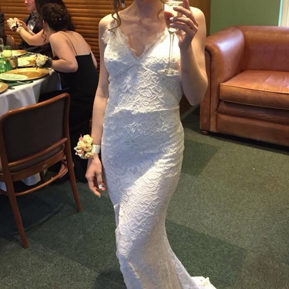 White prom dress / wedding rehearsal dress - Picture 4 of 4